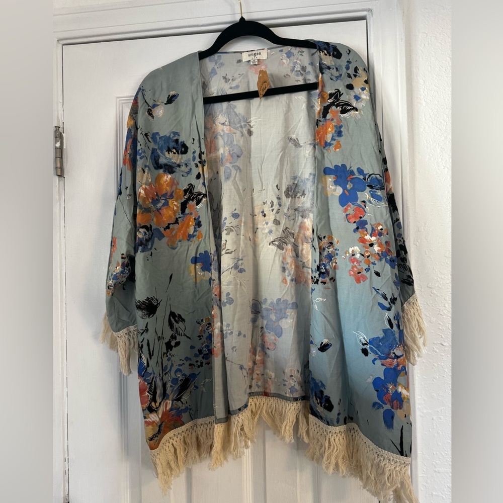 Umgee light weight cardigan